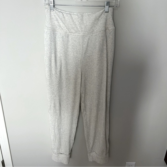 Free People Movement High Waist Relaxed Oatmeal Ribbed Joggers Size Medium - Picture 1 of 7